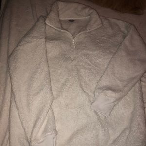 TRENDY! Aerie Sherpa Pullover